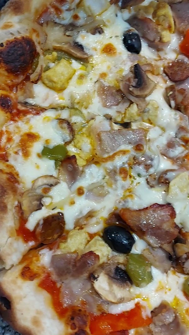 Hot Chiken Slice · Photos 9